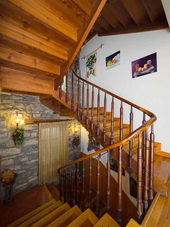 Hostal Pirineos Sarvisé Dış mekan fotoğraf